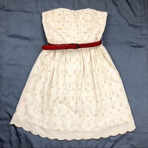 ⚡️Price Drop⚡️ Francesca’s eyelet strapless dress